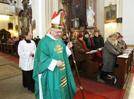 Biskup Jan Baxant navštívil lovosickou farnost