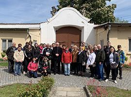 Poutníci z Proboštova navštívili litoměřického biskupa